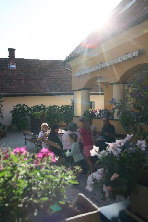 Ferienhof Uhudler-Arkaden Szentelek Kültér fotó